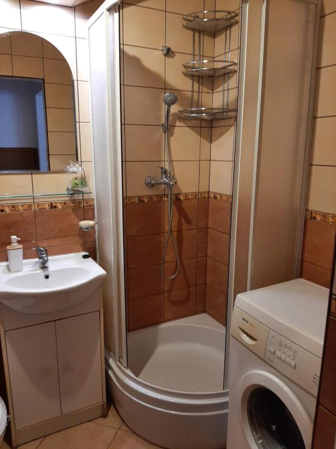 Апартаменти Apartament Piastowska Камєнна-Ґура Екстер'єр фото